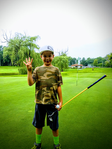 Golf Course «Greenshire Golf Course», reviews and photos, 38727 N Lewis Ave, Waukegan, IL 60085, USA