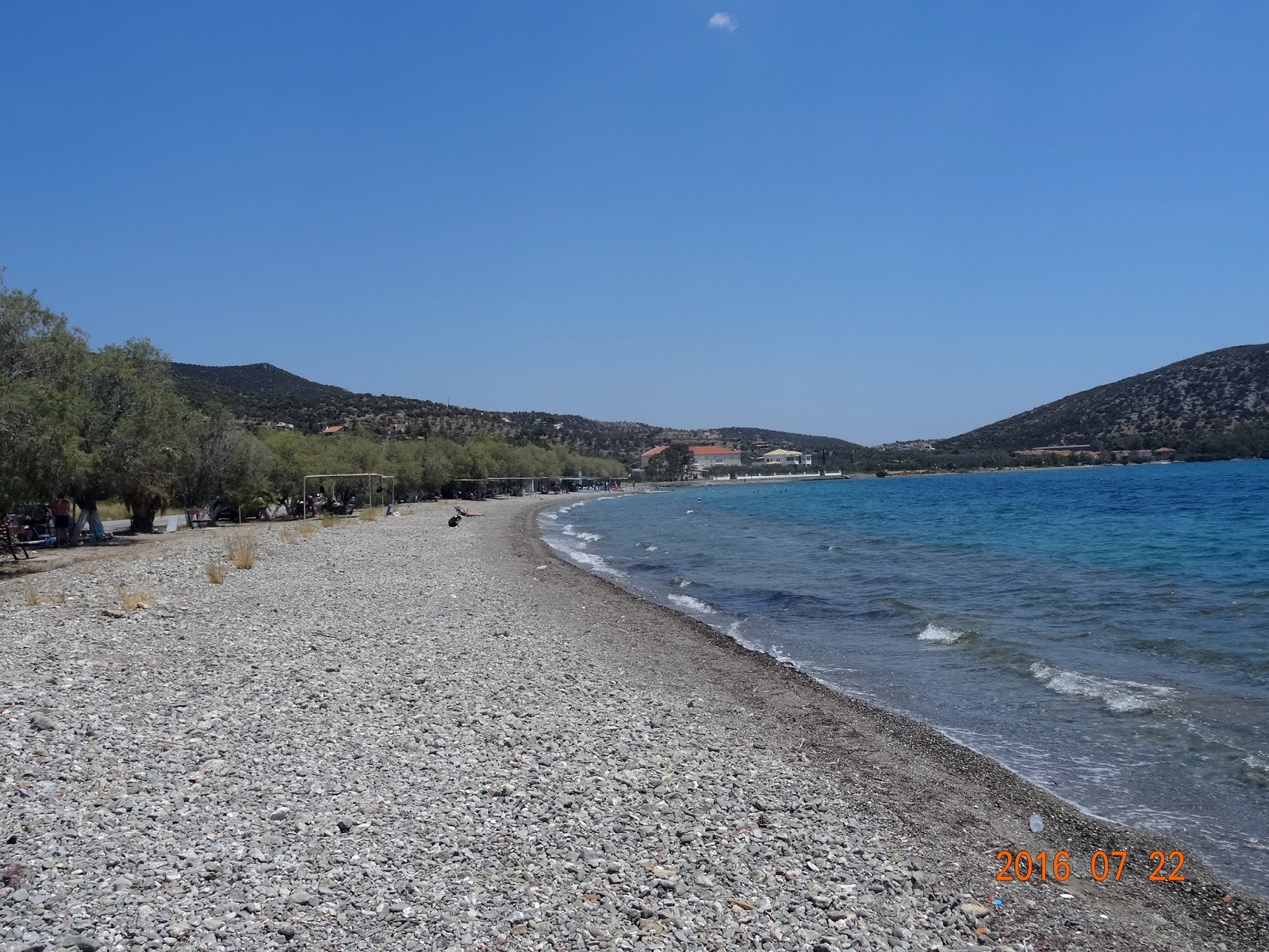 Dardiza beach的照片 带有米色沙子与卵石表面
