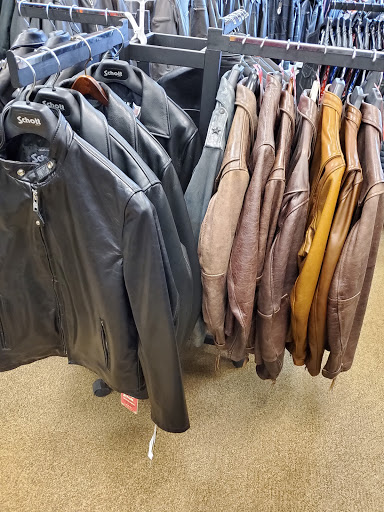 Leather Coats Store «SUNSET LEATHER», reviews and photos, 101 Airport Rd, Hartford, CT 06114, USA
