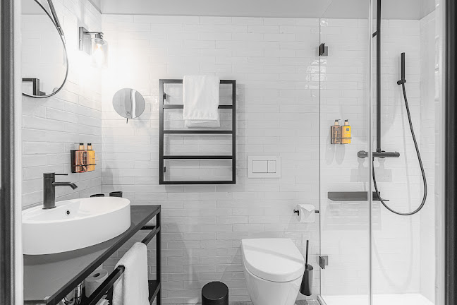 ALPINE INN Davos - Farbenfachgeschäft