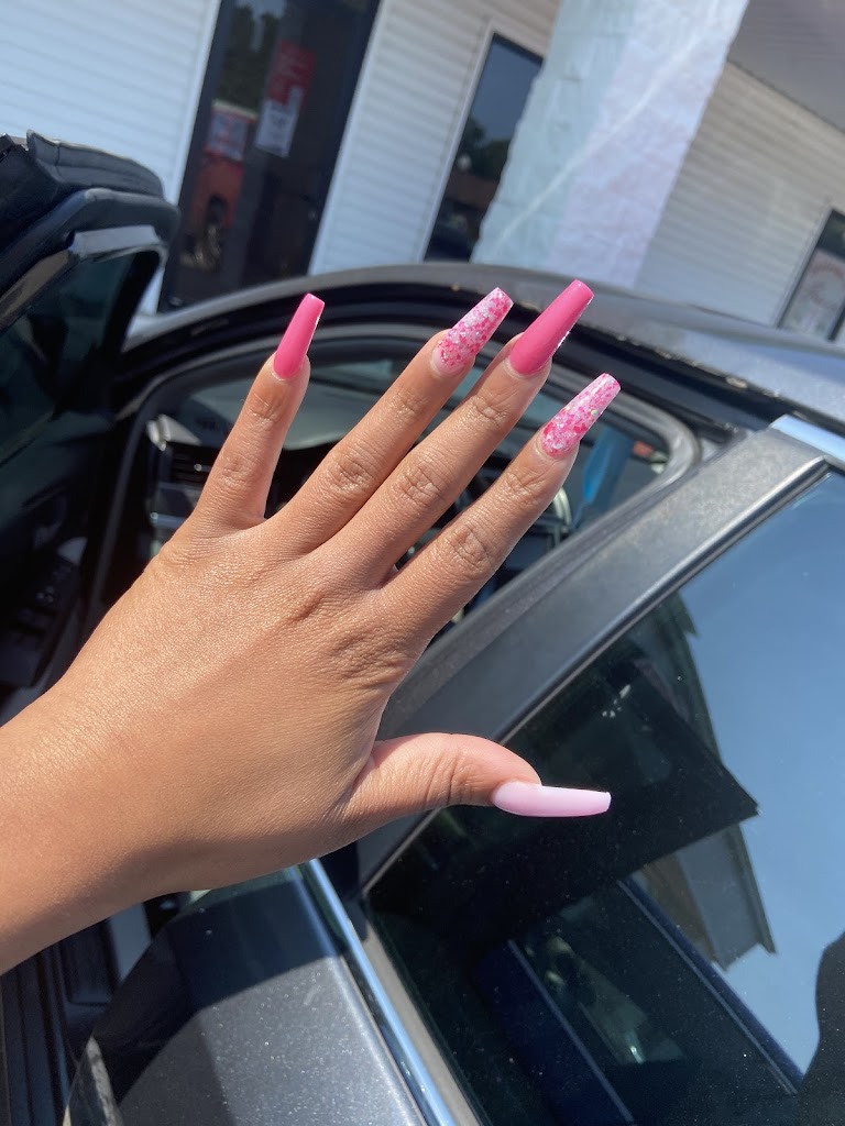 Fancy Nails Pine Bluff, AR 71603 Services and Reviews