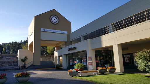 Sportswear Store «Columbia Sportswear Outlet», reviews and photos, 3 Monroe Pkwy, Lake Oswego, OR 97035, USA