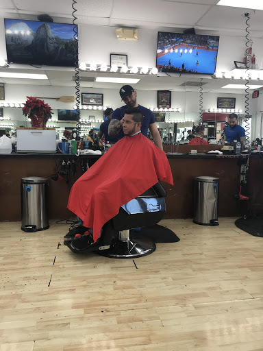 Barber Shop «Miami Beach Barber Shop», reviews and photos, 1114 Normandy Dr, Miami Beach, FL 33141, USA