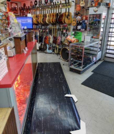 Pawn Shop «E-Z Money Pawn & Jewelry», reviews and photos, 1175 Clay St, Bowling Green, KY 42101, USA