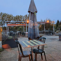 Atmosphère du Restaurant LES 3 ETANGS à Jouy-sur-Eure - n°2