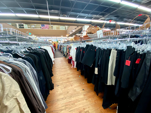 Thrift Store «American Thrift Store», reviews and photos, 5051 N University Dr, Lauderhill, FL 33351, USA