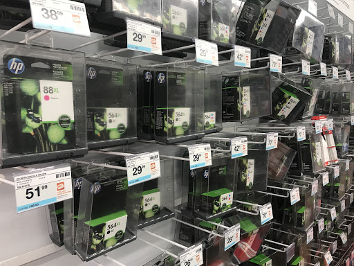 Office Supply Store «Staples», reviews and photos, 350 N Bedford Rd, Mt Kisco, NY 10549, USA