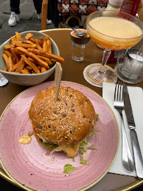 Hamburger du Restaurant Le Petit Crème à Paris - n°13