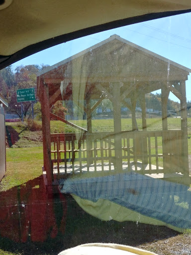 Home Goods Store «Hoods Discount Home Center», reviews and photos, 4401 MO-30, House Springs, MO 63051, USA