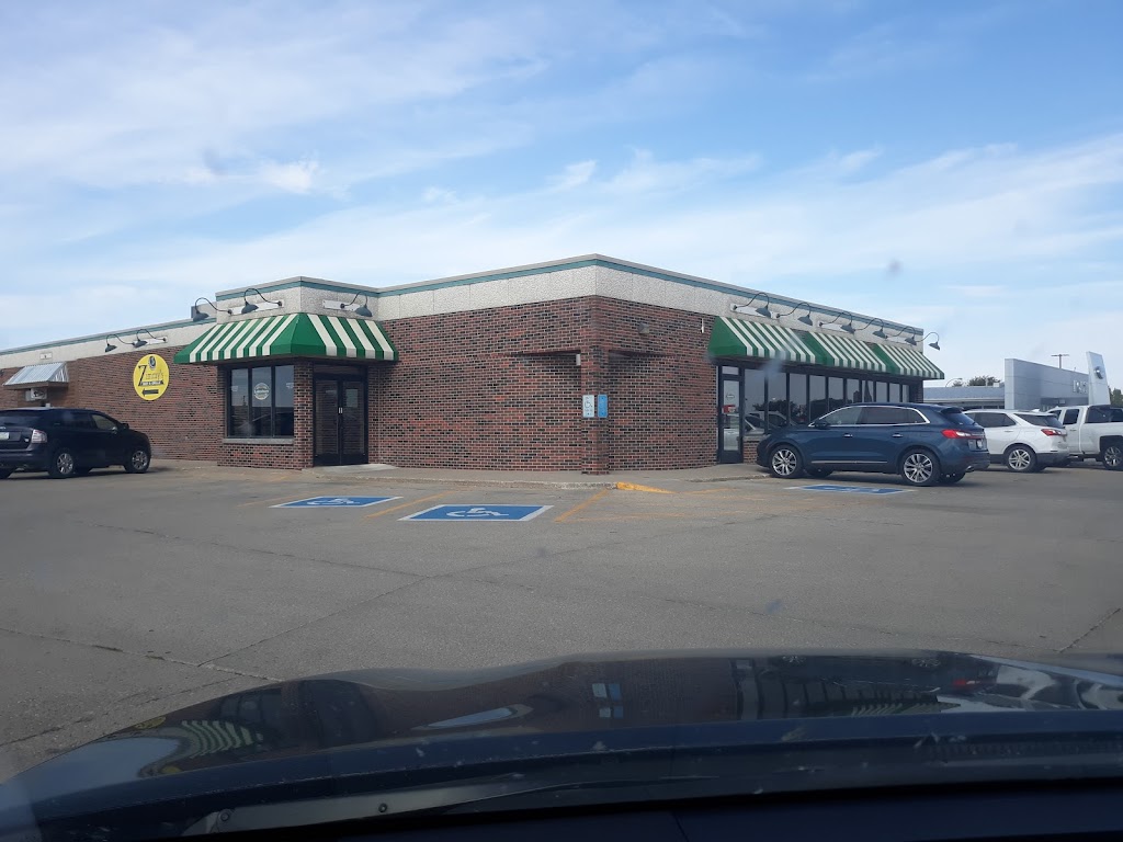 Lakeshore Cafe 50588