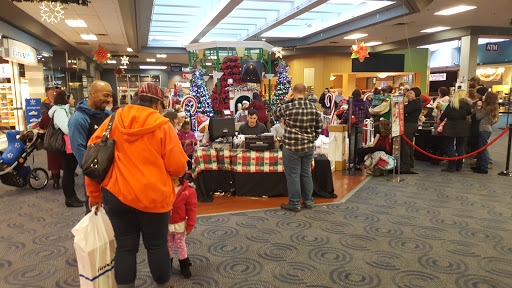 Shopping Mall «Mounds Mall», reviews and photos, 2109 S Scatterfield Rd, Anderson, IN 46016, USA