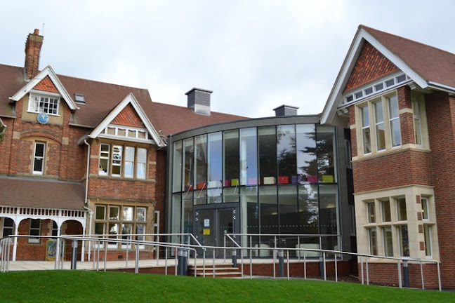 Reviews of Headington Preparatory School in Oxford - School
