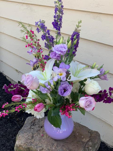 Florist «Post Road English Garden», reviews and photos, 1105 N Post Rd, Indianapolis, IN 46219, USA