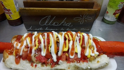 Aloha Hotdogs And Burguers
