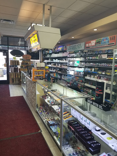 Tobacco Shop «PLYMOUTH CIGARS AND TOBACCO», reviews and photos, 16605 County Rd 24 #203, Plymouth, MN 55447, USA