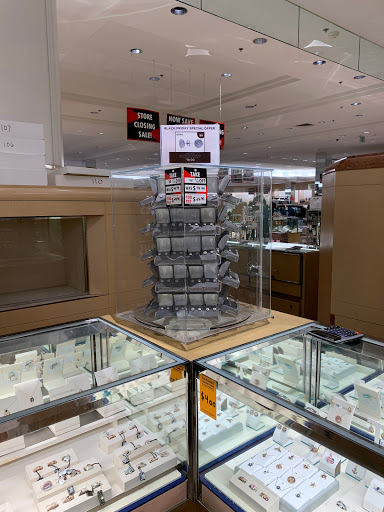 Department Store «Lord & Taylor», reviews and photos, 9629 Carousel Center, Syracuse, NY 13290, USA