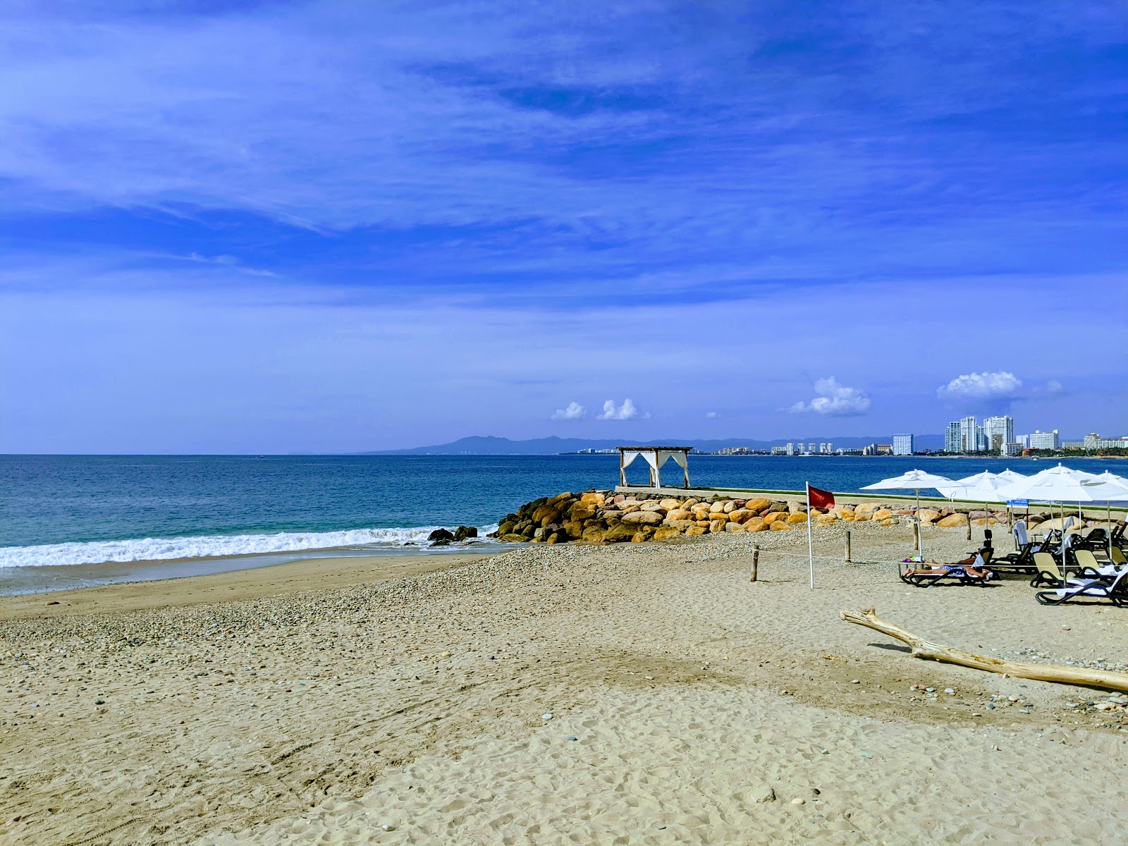 Fotografija Camarones beach priljubljeno mesto med poznavalci sprostitve