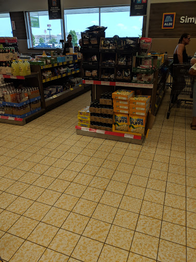 Supermarket «ALDI», reviews and photos, 1220 Fort Worth Way, Mattoon, IL 61938, USA