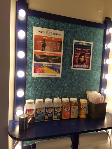 Movie Theater «The Bay Theatre», reviews and photos, 214 N St Joseph St, Suttons Bay, MI 49682, USA