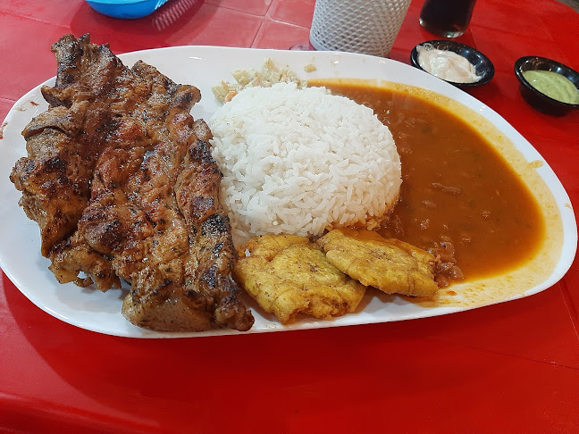 Opiniones de RESTAURANTE DAYLA'S MEALS en Guayaquil - Restaurante