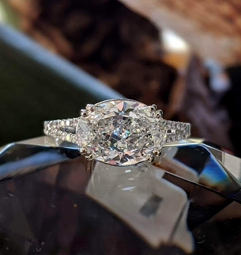 Pawn Shop «Money & More», reviews and photos, 1025 S Riverside Dr, Iowa City, IA 52246, USA