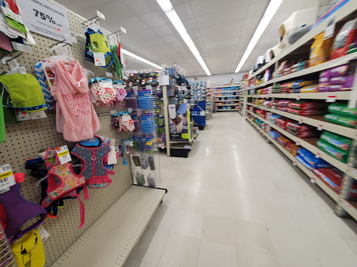 Pet Supply Store «Pet Supplies Plus», reviews and photos, 471 Boston Post Rd, Orange, CT 06477, USA