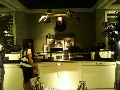 Shopping Mall «MainPlace Mall», reviews and photos, 2800 N Main St, Santa Ana, CA 92705, USA