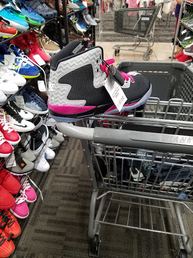 Shopping Mall «Northgate Shopping Center», reviews and photos, 300 Squire Rd, Revere, MA 02151, USA