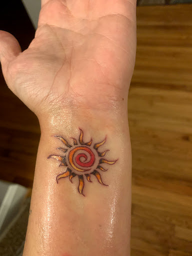 Tattoo Shop «Island City Tattoos», reviews and photos, 4005 W Belvedere Ave, Baltimore, MD 21215, USA