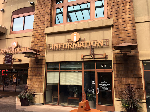 Shopping Mall «Woodburn Premium Outlets», reviews and photos, 1001 N Arney Rd, Woodburn, OR 97071, USA