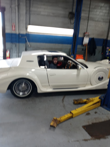 Used Car Dealer «Rose Automotive», reviews and photos, 110 N Erie Blvd, Hamilton, OH 45011, USA