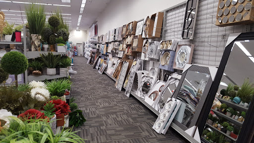 Clothing Store «Burlington Coat Factory», reviews and photos, 30 W Rand Rd, Arlington Heights, IL 60004, USA