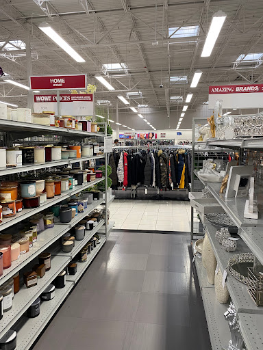 Clothing Store «Burlington Coat Factory», reviews and photos, 3671 N Freeway Blvd, Sacramento, CA 95834, USA