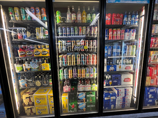 Wine Store «Canyon Crest Liquor», reviews and photos, 1350 Massachusetts Ave, Riverside, CA 92507, USA