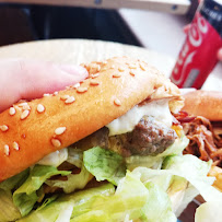 Plats et boissons du Restaurant de hamburgers Le Camion Qui Fume à Paris - n°9