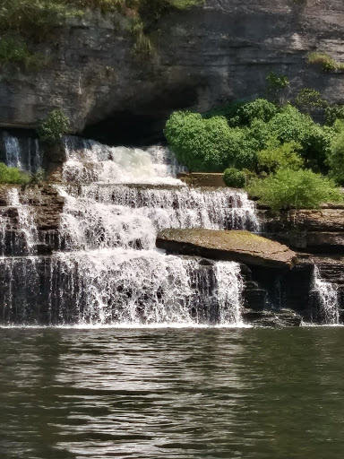 Canoe & Kayak Store «Caney Fork Outdoors - River Store», reviews and photos, 1193 Wolf Creek Rd, Silver Point, TN 38582, USA
