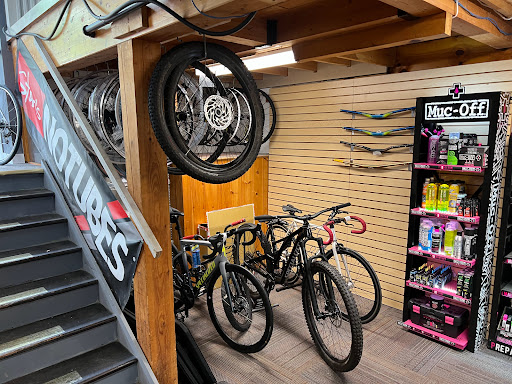 Bicycle Store «Riverside Cycle Newburyport», reviews and photos, 50 Water St, Newburyport, MA 01950, USA