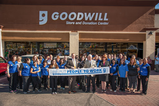 Thrift Store «48th & Baseline Goodwill Retail Store & Donation Center», reviews and photos, 2700 W Baseline Rd, Tempe, AZ 85283, USA