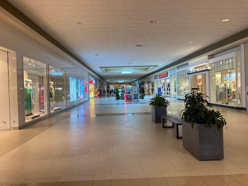 Shopping Mall «Valley Mall», reviews and photos, 1925 E Market St, Harrisonburg, VA 22801, USA