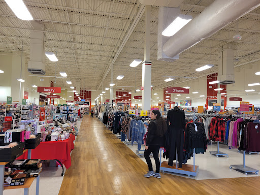 Department Store «T.J. Maxx», reviews and photos, 37055 Groesbeck Hwy, Charter Twp of Clinton, MI 48036, USA