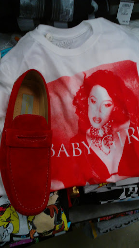 Clothing Store «rue21», reviews and photos, 3404 Fairlane Dr, Allen Park, MI 48101, USA