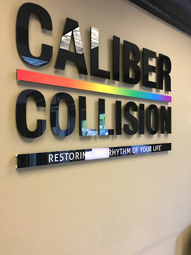 Auto Body Shop «Caliber Collision», reviews and photos, 2121 W Oak Ridge Rd, Orlando, FL 32809, USA