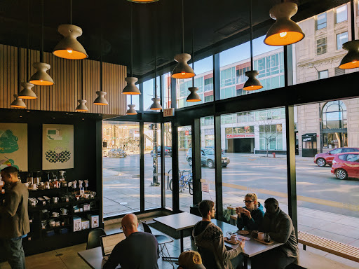 Coffee Shop «Intelligentsia Coffee Wicker Park Coffeebar», reviews and photos, 1609 W Division St, Chicago, IL 60622, USA
