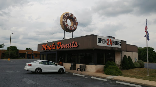 Donut Shop «Maple Donuts», reviews and photos, 50 Robinhood Dr, Goldsboro, PA 17319, USA
