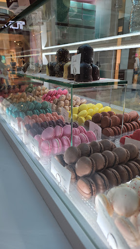 Shopping Mall «Cherry Hill Mall», reviews and photos, 2000 NJ-38, Cherry Hill, NJ 08002, USA