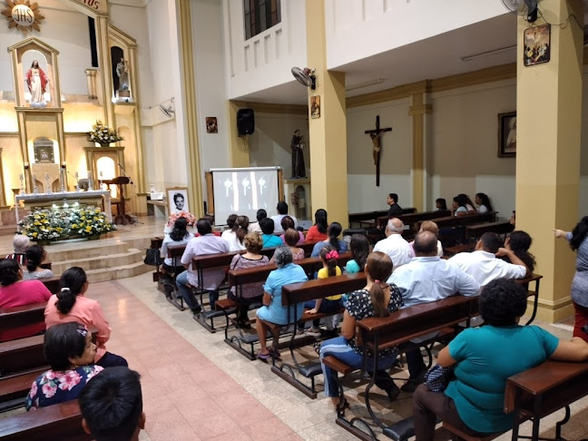 Opiniones de Iglesia Católica Santísimo Sacramento | Guayaquil en Guayaquil - Iglesia