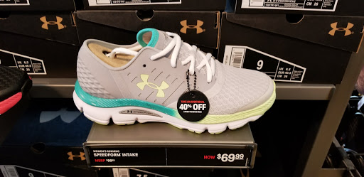 Outlet Mall «The Outlet Shoppes At Fremont», reviews and photos, 6245 N Old 27, Fremont, IN 46737, USA