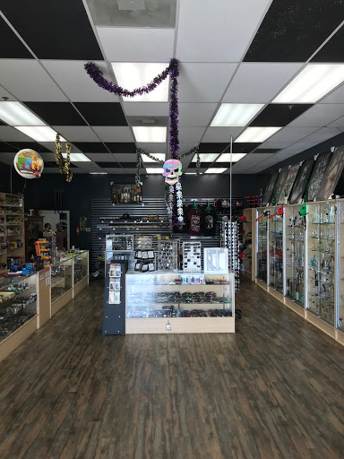 Tobacco Shop «Puff&Pass Smoke Shop», reviews and photos, 14151 Ramona Blvd #2B, Baldwin Park, CA 91706, USA