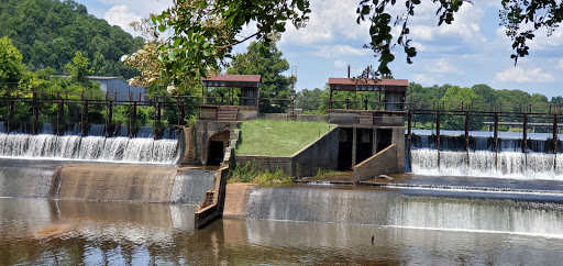 Bridal Shop «Bridal Boutique & Tux Shoppe», reviews and photos, 125 W Main St, Prattville, AL 36067, USA