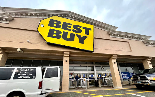 Electronics Store «Best Buy», reviews and photos, 1501 New Britain Ave, West Hartford, CT 06110, USA